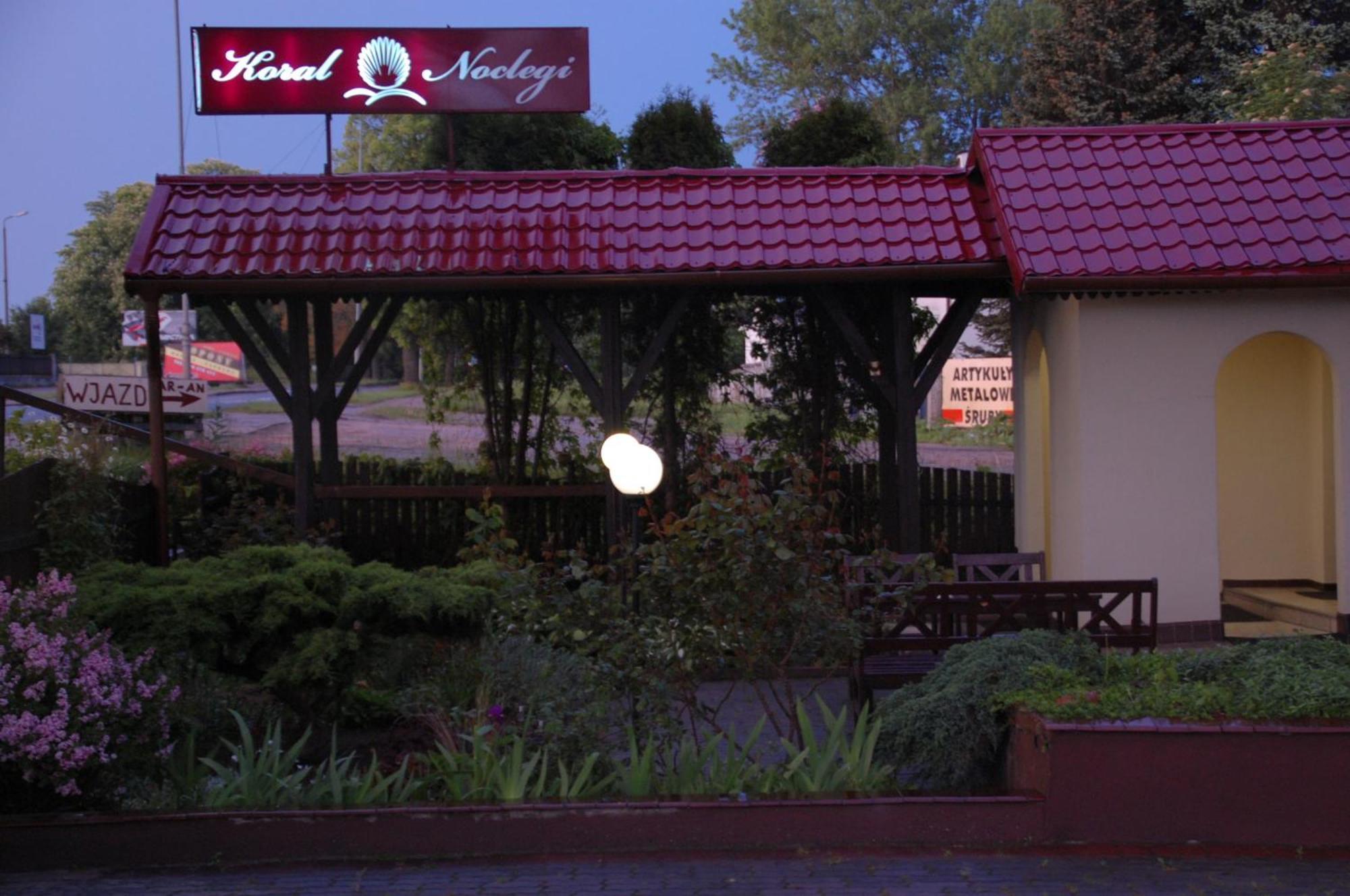 Koral Bed & Breakfast Koszalin Exterior photo